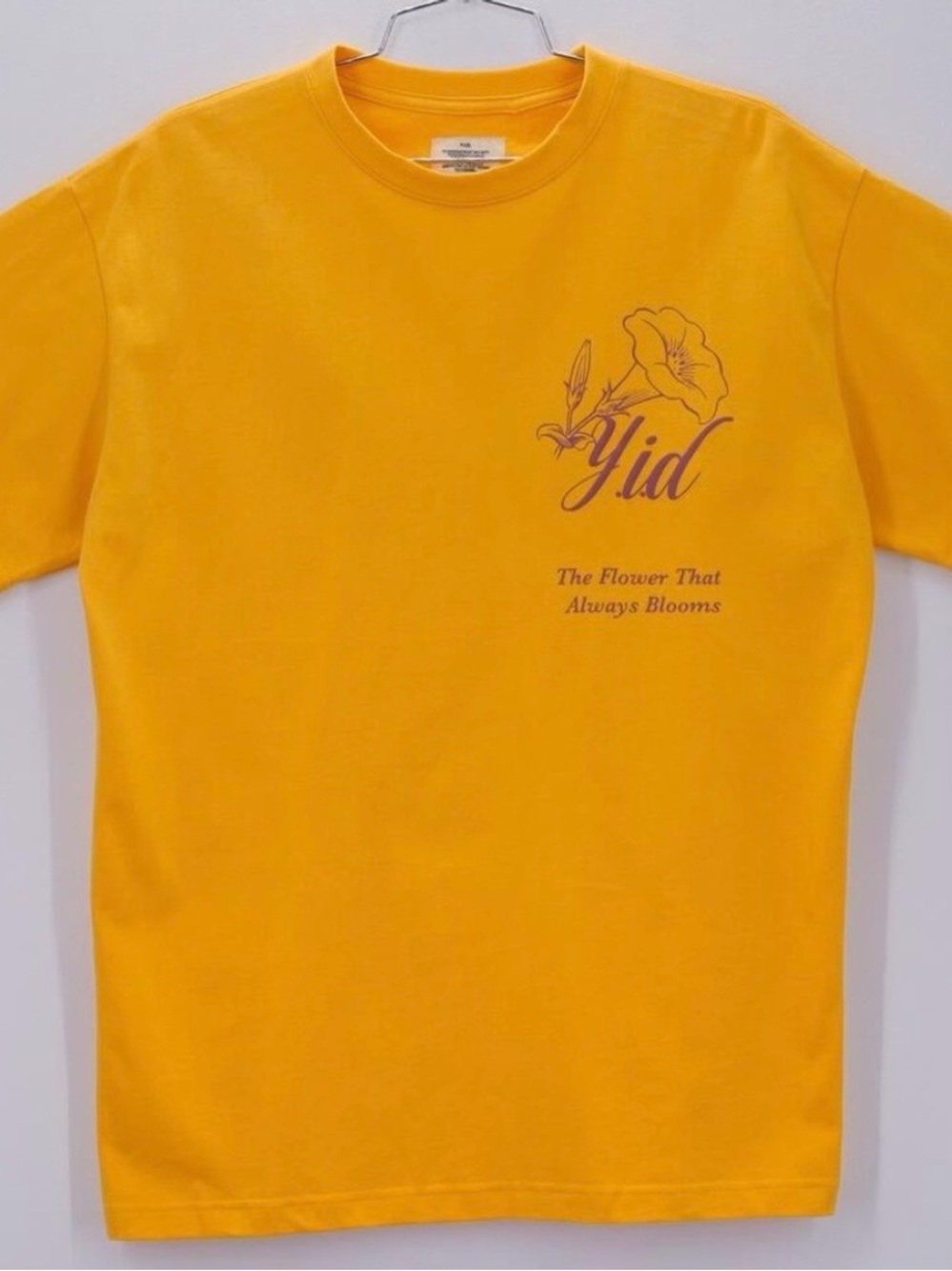 Yesterday Is Dead Lily "The Flower That Always Blooms"
- Streetwear/Tee